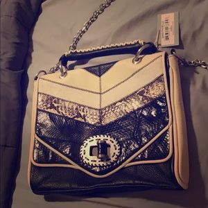 A beautiful Jackie Flip Isabella Fiore pocket book